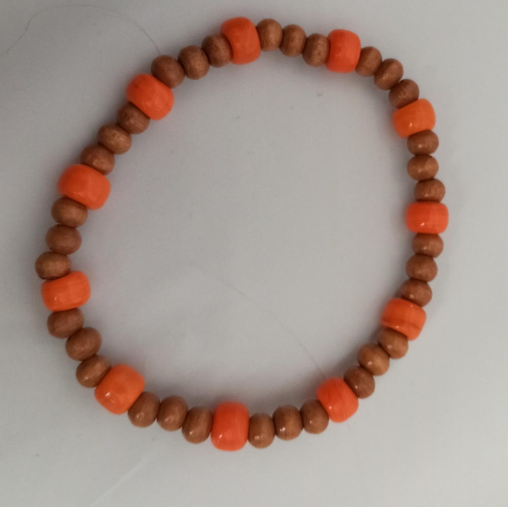 Wooden aromatherapy essential oils diffuser wooden beaded statement bracelet